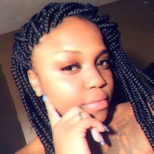 Meet your Posher, Chelcia